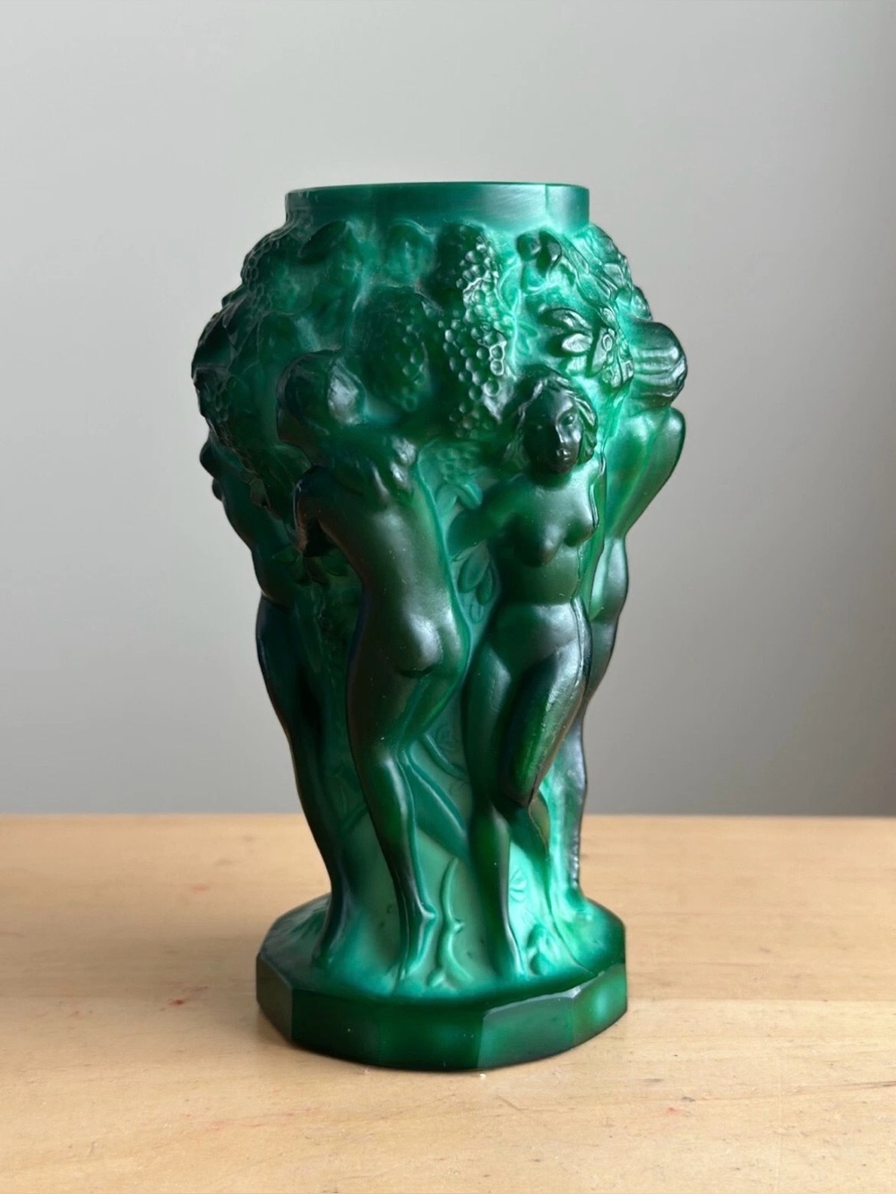 Frantisek Pazourek "Ingrid" Bohemian Art Deco Czech Glass Vase Circa 1930's